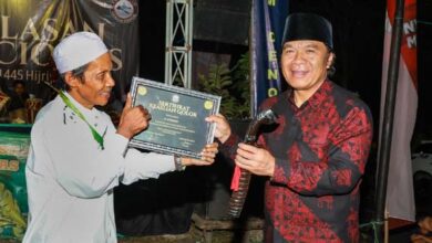 Lestarikan Budaya, Al Muktabar Hadiri Pengulasan Golok Ciomas