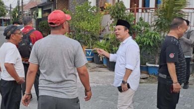 Wakil Ketua DPRD Kota Tangerang Tinjau Pembangunan Jalan di Perumahan Alam Indah