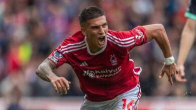 Sepuluh Pemain Nottingham Forest Menahan Imbang Brentford 1-1