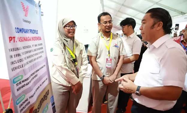 Pj Gubernur Al Muktabar Buka Job Fair 2023 Disnakertrans Banten