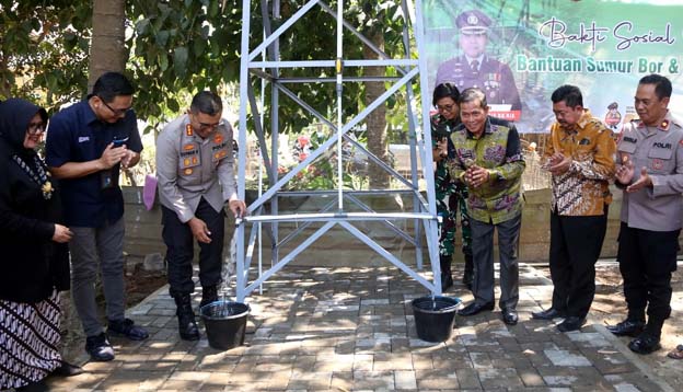 Pemkot Serang dan Polres Serang Kota Sediakan Sumur Buat Warga