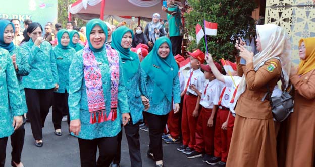 Ketum TP PKK Tinjau 10 Program Pokok di Kabupaten Tangerang