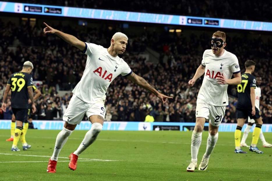 Tottenham Hotspur Raih Kemenangan 4-1 Atas Newcastle United