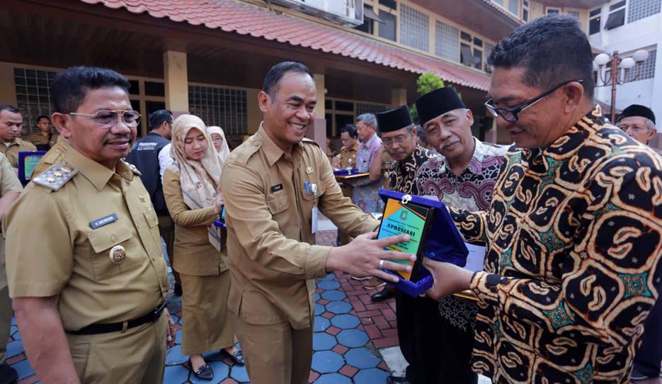 Linimasa Pencapaian Prestasi 15 Tahun Pemkot Tangerang dalam Bidang Lingkungan