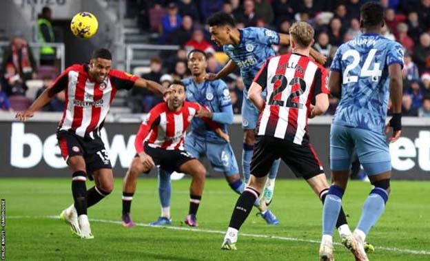 Aston Villa Bangkit Raih Kemenangan 2-1 Melawan Brentford