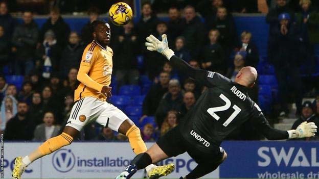 Dua Gol Mavididi Bawa Leicester City Kalahkan Birmingham 3-2