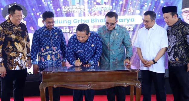 Menteri PAN RB Bersama Arief Resmikan Tangerang Gorvu