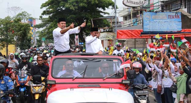 Arief dan Sachrudin Lakukan Kirab Perpisahan dengan Warga