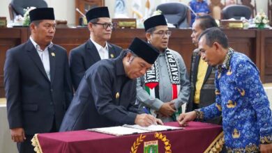 Pj Gubernur Hadiri Rapat Paripurna Penetapan APBD Banten 2024