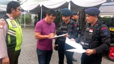 Brimob PMJ Sterilisasi Gereja di Kota Tangerang Jelang Natal