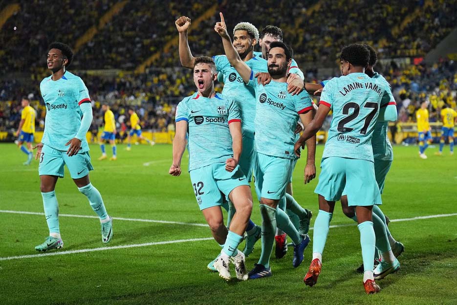 Penalti Ilkay Gundogan Bawa Barcelona Menang 2-1 Atas Las Palmas