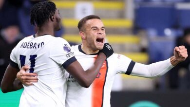 Luton Town Menahan Imbang Burnley 1-1 di Menit Akhir