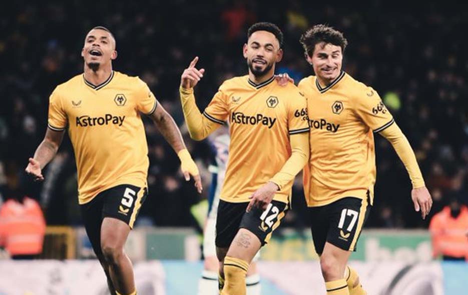 Wolverhampton Kalahkan Brentford 3-2 Setelah Perpanjangan Waktu