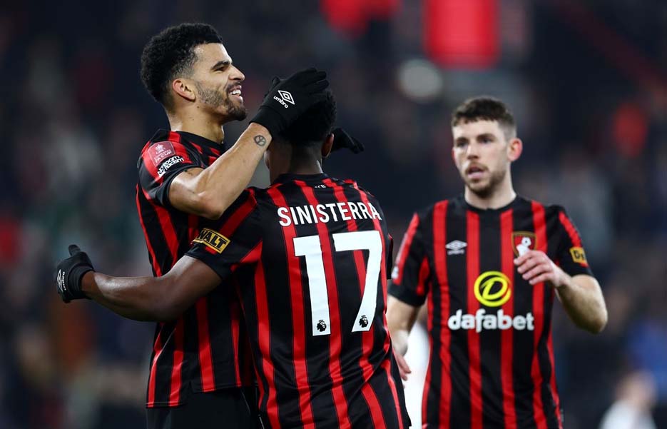 Bournemouth Pesta Gol Kemenangan 5-0 Atas Swansea City