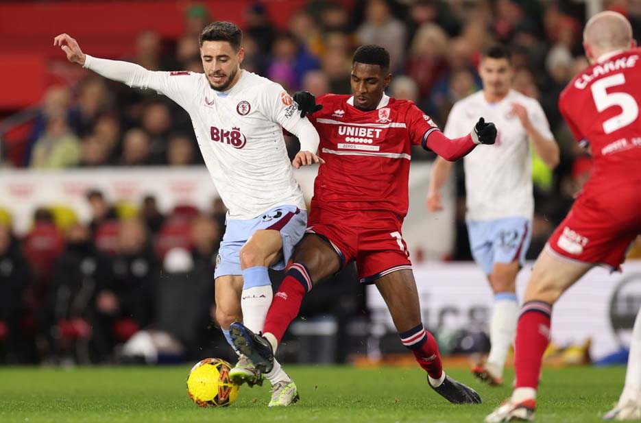 Matty Cash Bawa Aston Villa Mengalahkan Middlesbrough 1-0