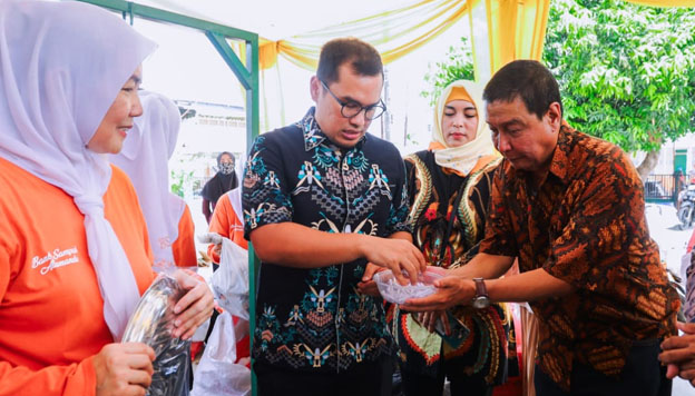 Pilar Apresiasi Peringatan HUT ke-7 Bank Sampah Alamanda