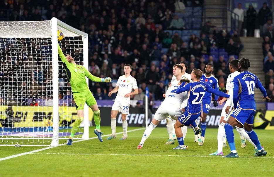 Leeds United Raih Kemenangan 3-1 Atas Leicester City