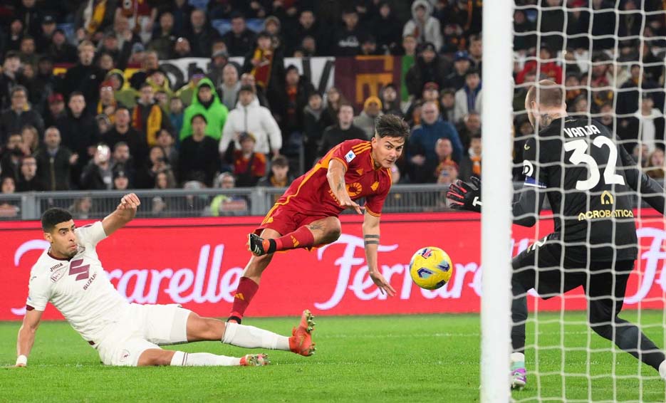 Hat-Trick Paulo Dybala Bawa AS Roma Mengalahkan Torino 3-2