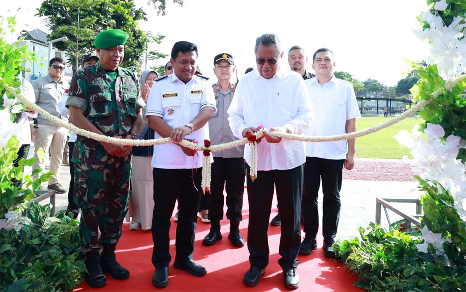 Diresmikan Wali Kota Benyamin, Pembangunan Alun-Alun Pondok Aren Diapresiasi Warga