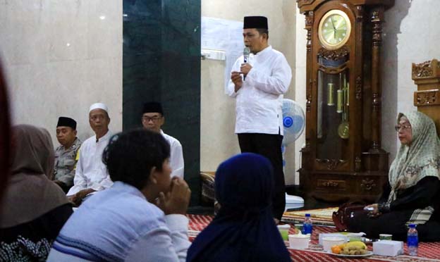 Buka Bersama Warga Kunciran Indah, Dr. Nurdin Ajak Wujudkan Kota yang Nyaman