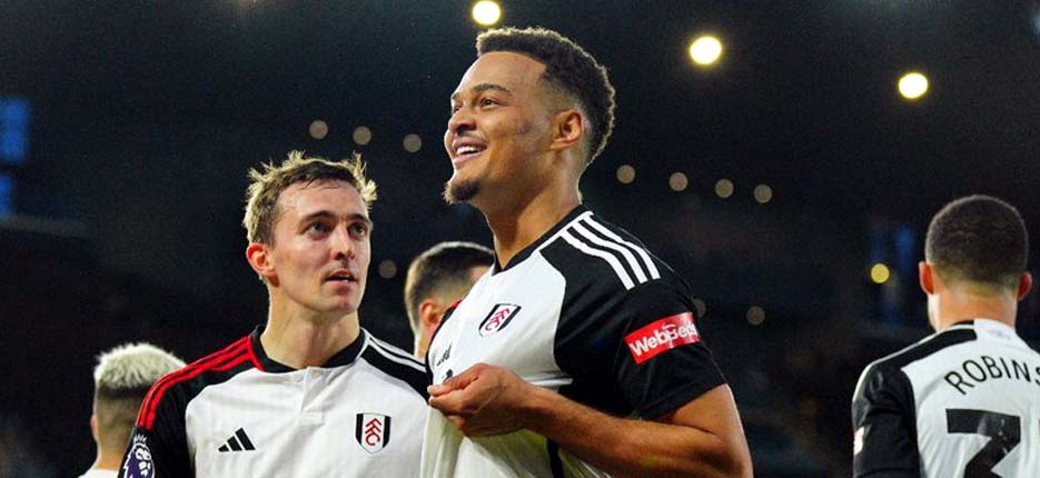 Dua Gol Carvalho Bawa Kemenangan Fulham 3-0 Atas Tottenham Hotspur