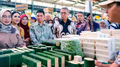 Bersama Komisi IX DPR, Benyamin Tinjau Pasar Modern BSD