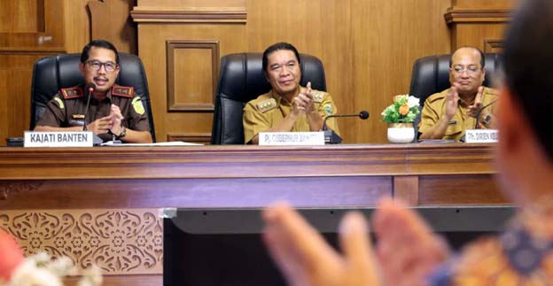 Al Muktabar Ajak Seluruh Pemda Optimalkan Peran Bank Banten