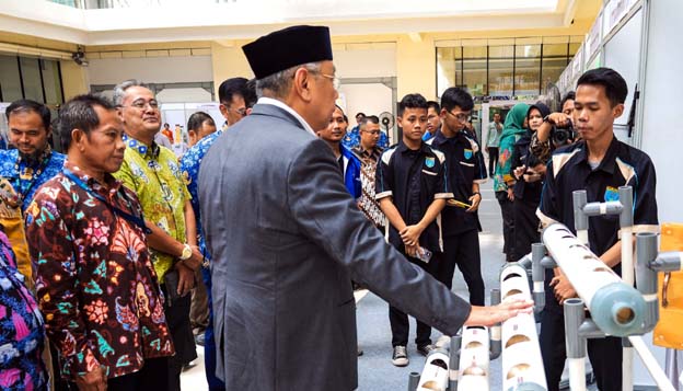 Benyamin Buka Lomba Inovasi Teknologi Tepat Guna ke-XII