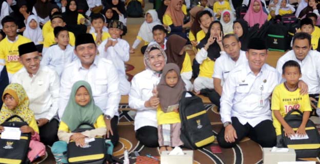 Bupati Serang Bersama Baznas Santuni Ribuan Anak Yatim