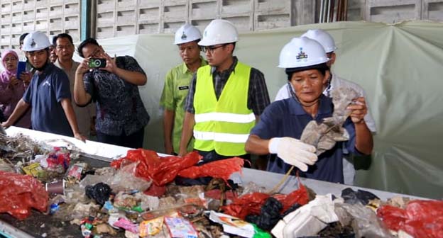 Pemkot Tangsel Lakukan Berbagai Upaya Strategis Atasi Sampah