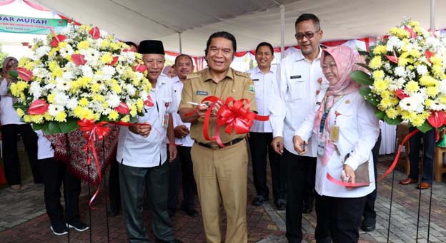 Al Muktabar Buka Bazar Pasar Murah MTQ XXI Banten