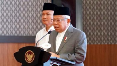 Wapres Tandatangani Prasasti Kresek Kampung Santri