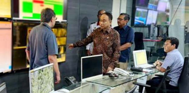 Menkominfo Sidak ke Data Center Temporer PDNS 2 di Tangsel