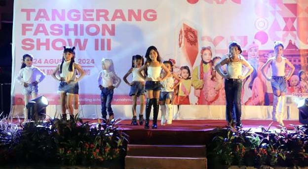 Rumah Muda Indonesia Menggelar Tangerang Fashion Show III