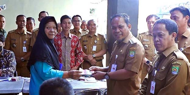 Pemkot Tangerang Salurkan Bantuan Sosial Uang Tahap Kedua
