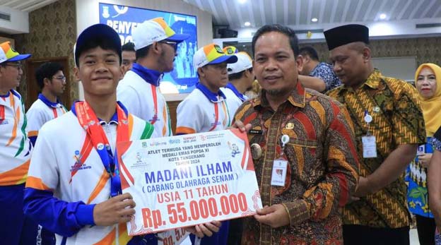Pemkot Tangerang Berikan Bonus Atlet POPDA dan PEPARPEDA