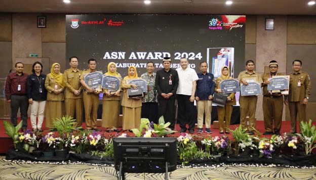 Pemkab Tangerang Beri Penghargaan untuk 12 ASN Berprestasi