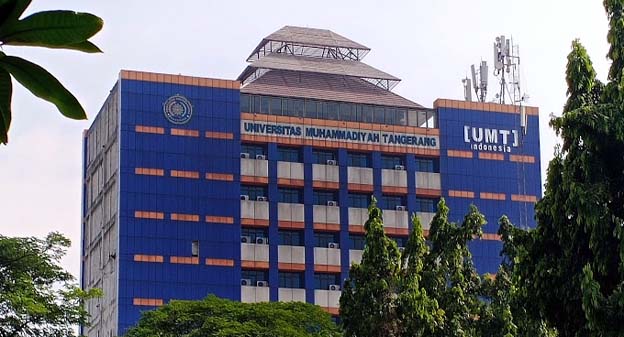 UMT Minta Maaf Terkait Bunga Papan Protes Dosen