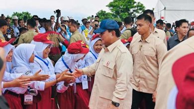 Prabowo Targetkan Seluruh Anak Dapat Makan Bergizi Gratis