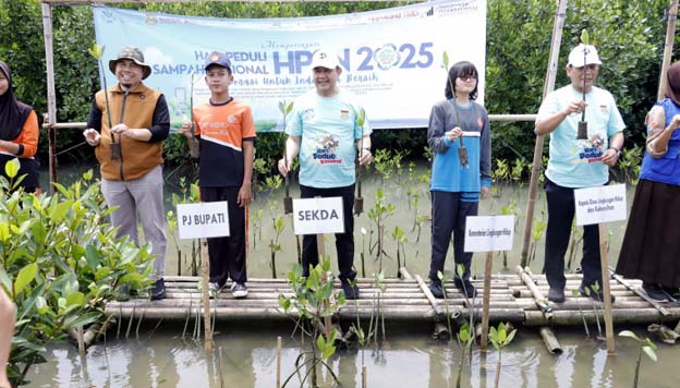 HPSN 2025, Pemkab Tangerang Lakukan Penanaman Pohon Mangrove