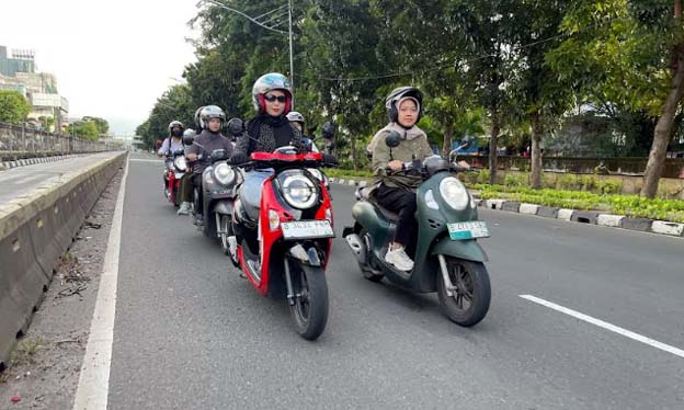 Scoopy Girls Time, Rolling City Bergaya Retro di Kawasan Kota Tua