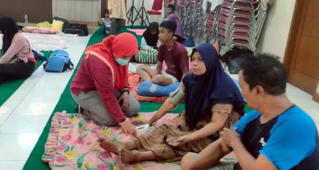 Pemkot Tangerang Buka Posko Kesehatan untuk Warga Terdampak Banjir