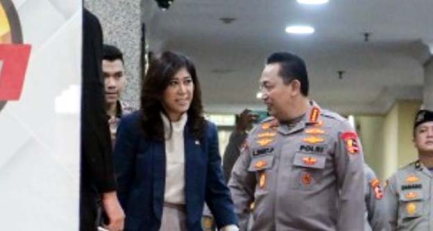 Komdigi Bareng Polri Perangi Jaringan Fake BTS dan Judi Online