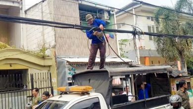 Kecamatan Ciledug Tertibkan Kabel Menjuntai di Jalur Pemukiman