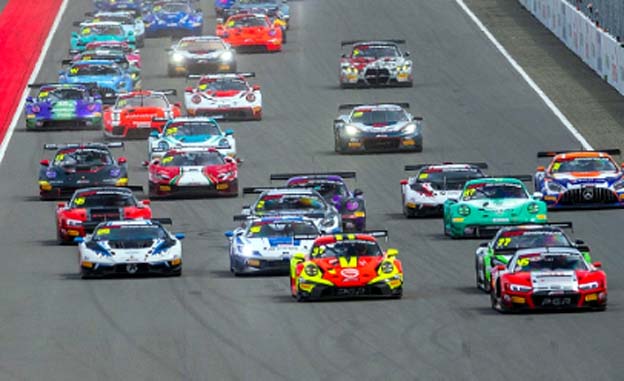 GT World Challenge Asia 2025 Suguhkan Aksi Menegangkan di Mandalika