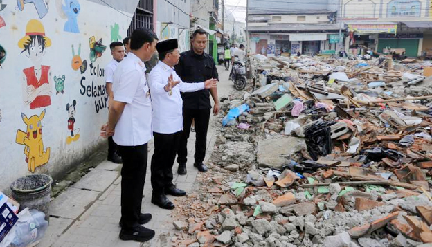 Walikota Sachrudin Tinjau Lahan Bekas Pasar Pisang Babakan