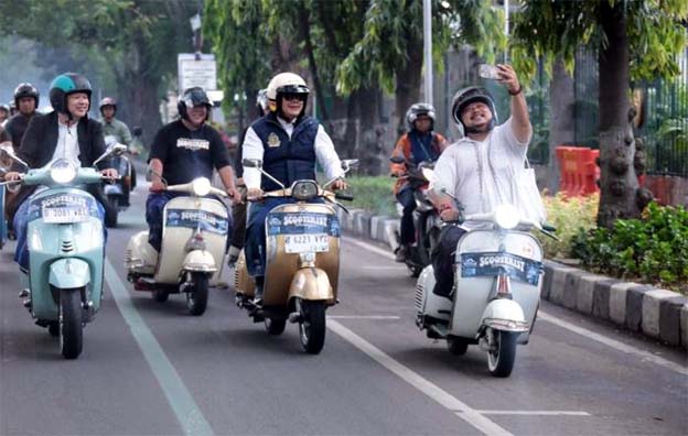 Riding Bareng Scooteris, Maryono: Syiarkan Kebaikan Lewat Motoran