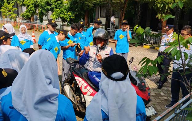 PT WMS Berikan Edukasi Keselamatan Berkendara untuk Pelajar