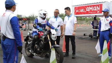 Edukasi Berkendara, Para Safety Riding Honda Diuji Keahliannya