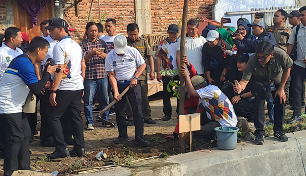 Peringari HLH Sedunia, Pemkot Tangerang Gelar Bebersih Sampah di Pasar Anyar